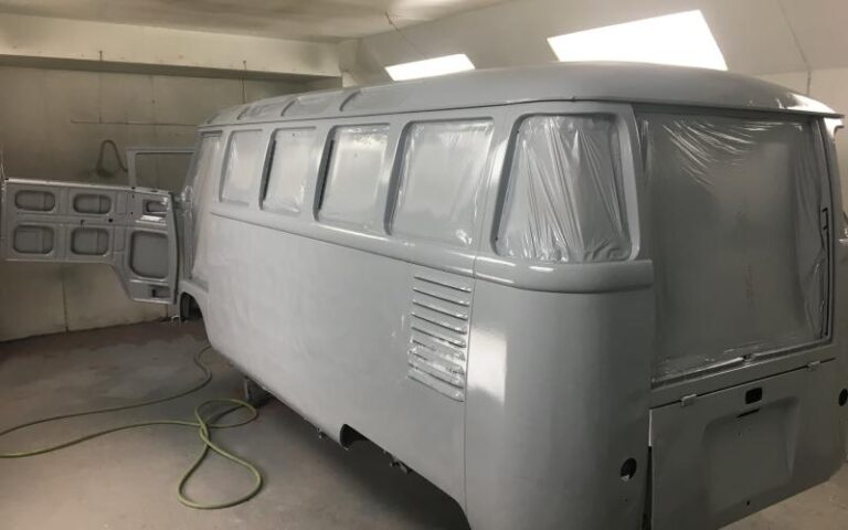 1956 Wolfsburg 23 Window Deluxe p 27 u 3-7