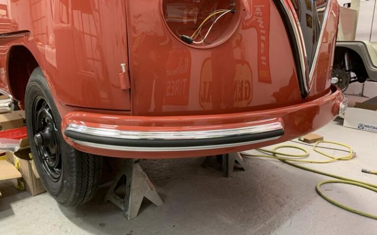 1956 Wolfsburg 23 Window Deluxe p 27 u 5-1