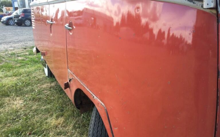 1959 Volkswagen 23 Window Deluxe Microbus Survivor Resto p 18 u 1-2