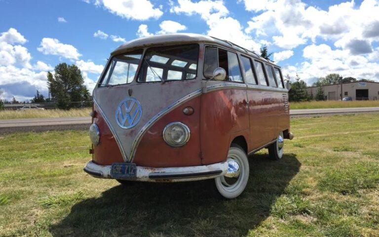 1959 Volkswagen 23 Window Deluxe Microbus Survivor Resto p 18 u 1-7