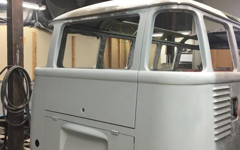 1959 Volkswagen 23 Window Deluxe Microbus p 15 u 3-1