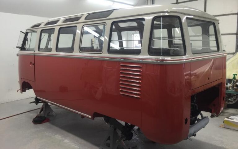 1959 Volkswagen 23 Window Deluxe Microbus p 15 u 4-2
