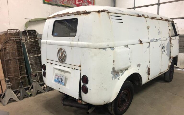 1959 Volkswagen Panel Bus p 41 u 1-2