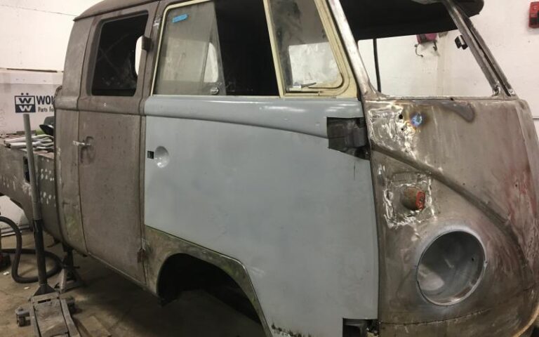 1960 Volkswagen Double Cab Pickup p 26 u 2-3