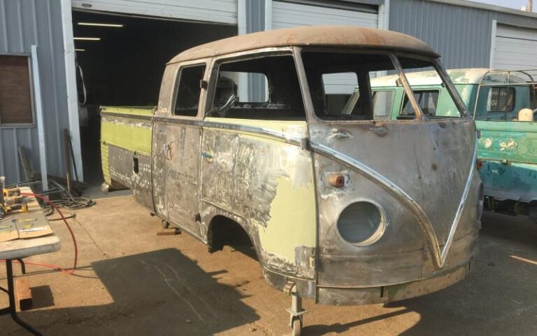1960 Volkswagen Double Cab Pickup p 26 u 3-2