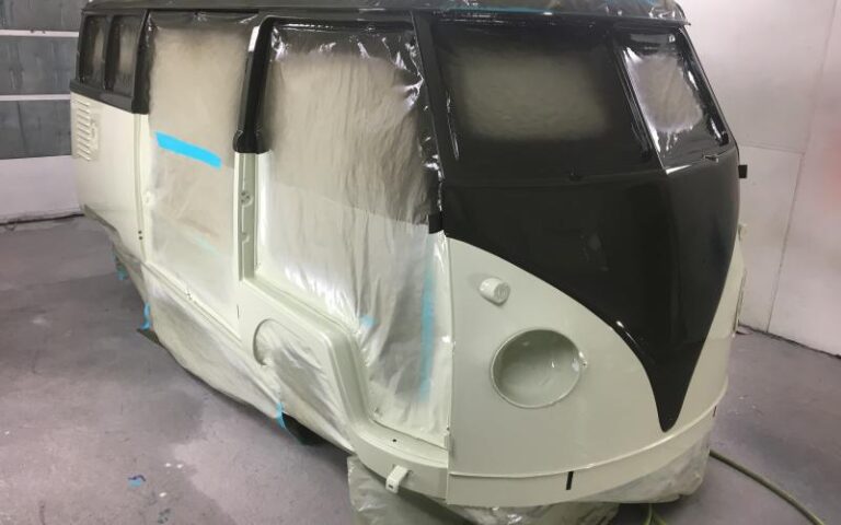 1961 VW 23 Window Deluxe Microbus p 20 u 5-9