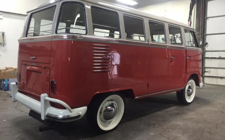 1963 Volkswagen 15 Window Deluxe Microbus p 14 u 1-3