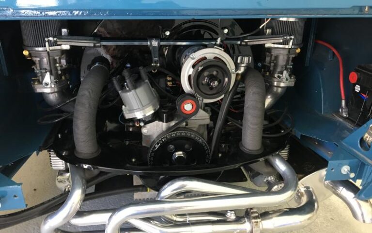 1963 Volkswagen 15 Window Deluxe Walk-Thru p 21 u 1-1
