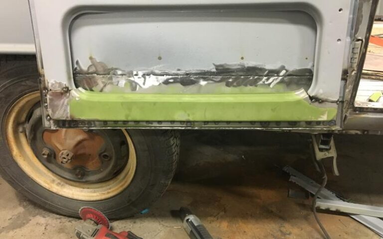 1963 Volkswagen 23 Window Bus Green restoration p 1 u 3