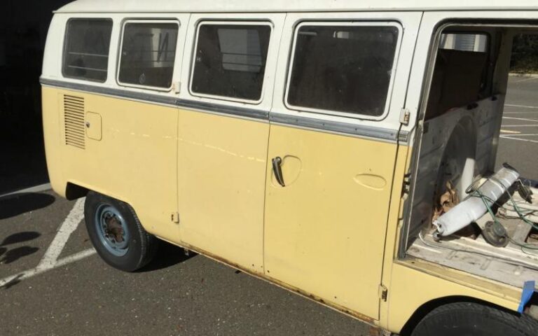 1964 Volkswagen 13 Window Deluxe Microbus p 5 u 1-1