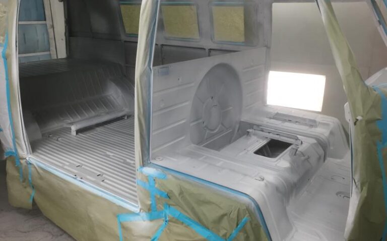 1965 Volkswagen 11 Window Bus p 17 u 2-8