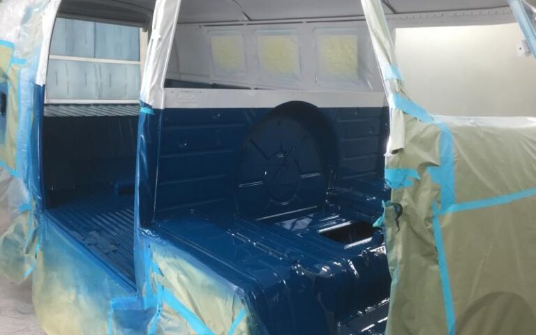 1965 Volkswagen 11 Window Bus p 17 u 2-9