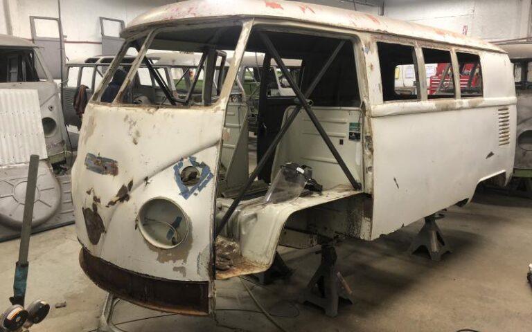 1965 Volkswagen EZ Camper p 37 u 1-5