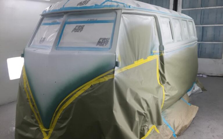 1966 Volkswagen 21 Window Deluxe Microbus p 16 u 1-6