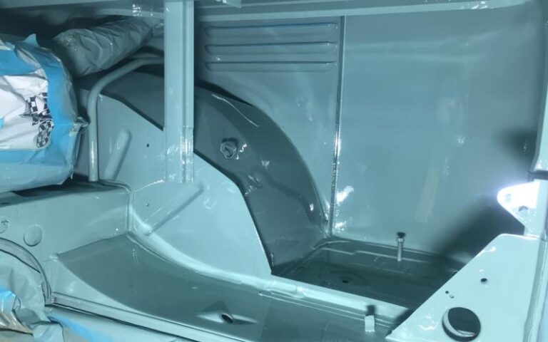 1966 Volkswagen 21 Window Deluxe Microbus p 16 u 2-6