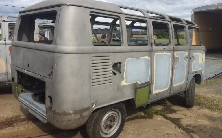 1966 Volkswagen 21 Window Microbus Montana restoration p 4 u 1