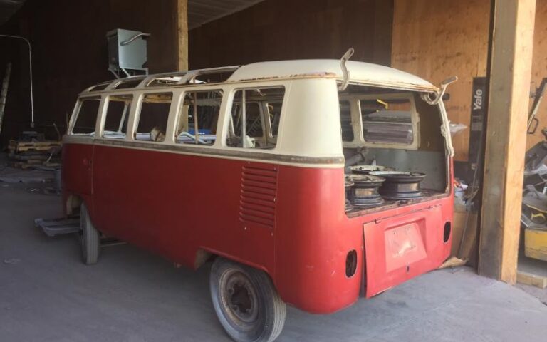 1967 21 Window Deluxe JIMI p 19 u 1-1