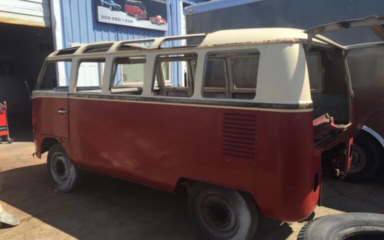 1967 21 Window Deluxe JIMI p 19 u 1-9