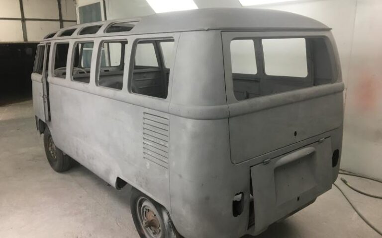1967 21 Window Deluxe JIMI p 19 u 5-5