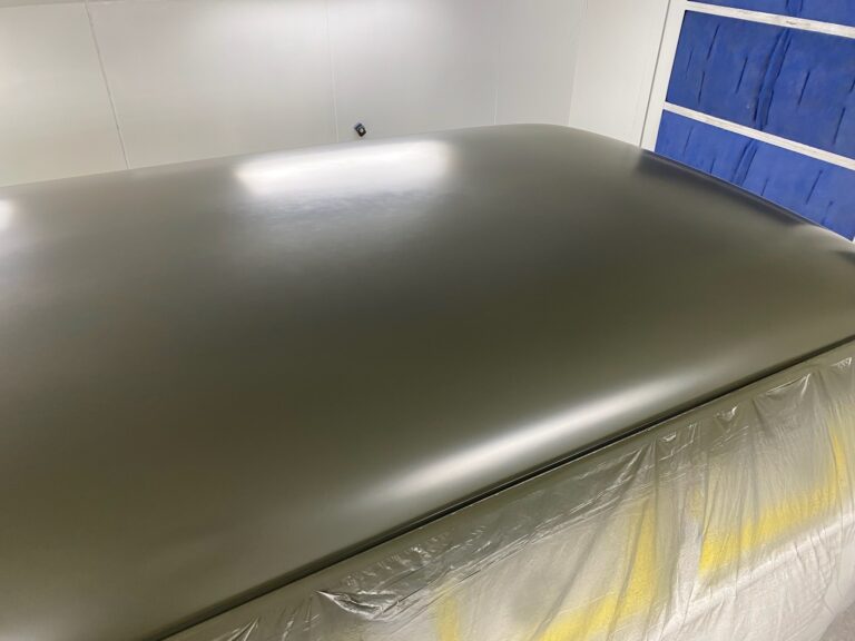 1962 15 window deluxe bus roof in paint silver lining auto restoration
