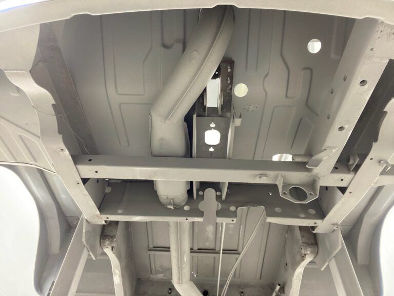 1963 23 window deluxe vw bus under body in bare metal silver lining auto restoration